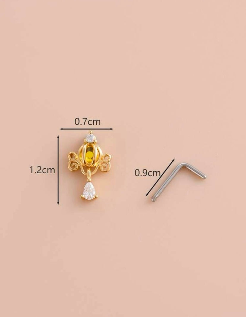 Gold royal nose stud